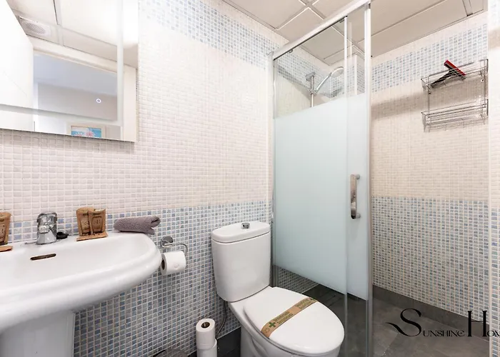 Apartment Cozy 2 Bedroom Duplex, Parking, Terrace, Office, Pool! *