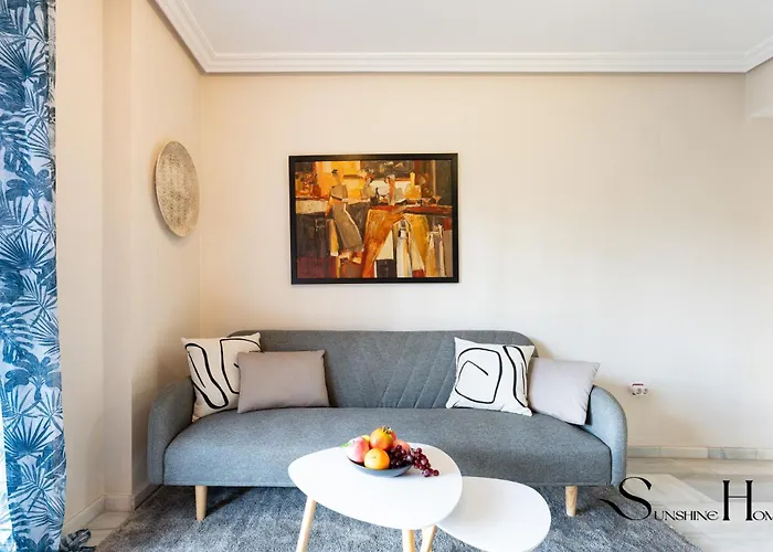 Cozy 2 Bedroom Duplex, Parking, Terrace, Office, Pool! Apartment *