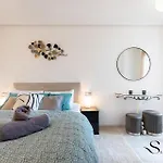아파트 Cozy 2 Bedroom Duplex, Parking, Terrace, Office, Pool! *