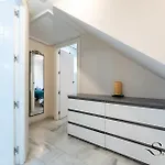 아파트 Cozy 2 Bedroom Duplex, Parking, Terrace, Office, Pool!