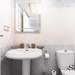 아파트 Cozy 2 Bedroom Duplex, Parking, Terrace, Office, Pool! *