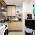 Cozy 2 Bedroom Duplex, Parking, Terrace, Office, Pool! * 토레몰리노스