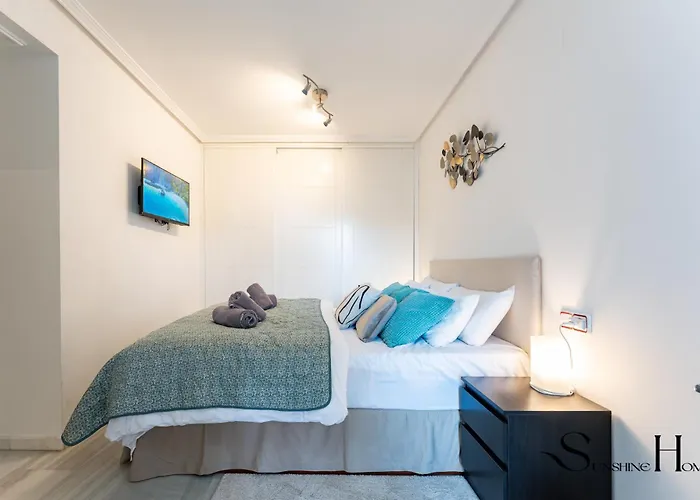 Apartamento Cozy 2 Bedroom Duplex, Parking, Terrace, Office, Pool! Torremolinos