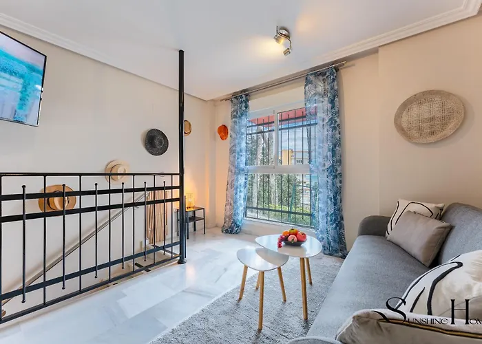 Cozy 2 Bedroom Duplex, Parking, Terrace, Office, Pool! *