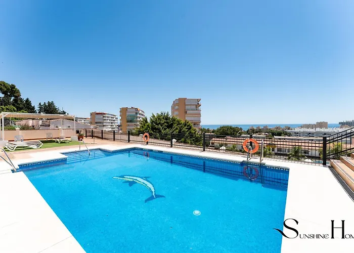 Cozy 2 Bedroom Duplex, Parking, Terrace, Office, Pool! Torremolinos